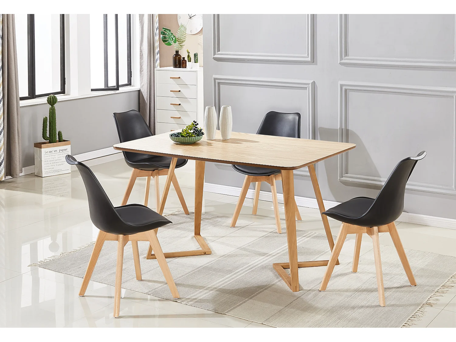 LORENZO DALLAS - Ensemble Table à Manger Effet Chêne + 4 Chaises Scandinaves Noires - Style Moderne