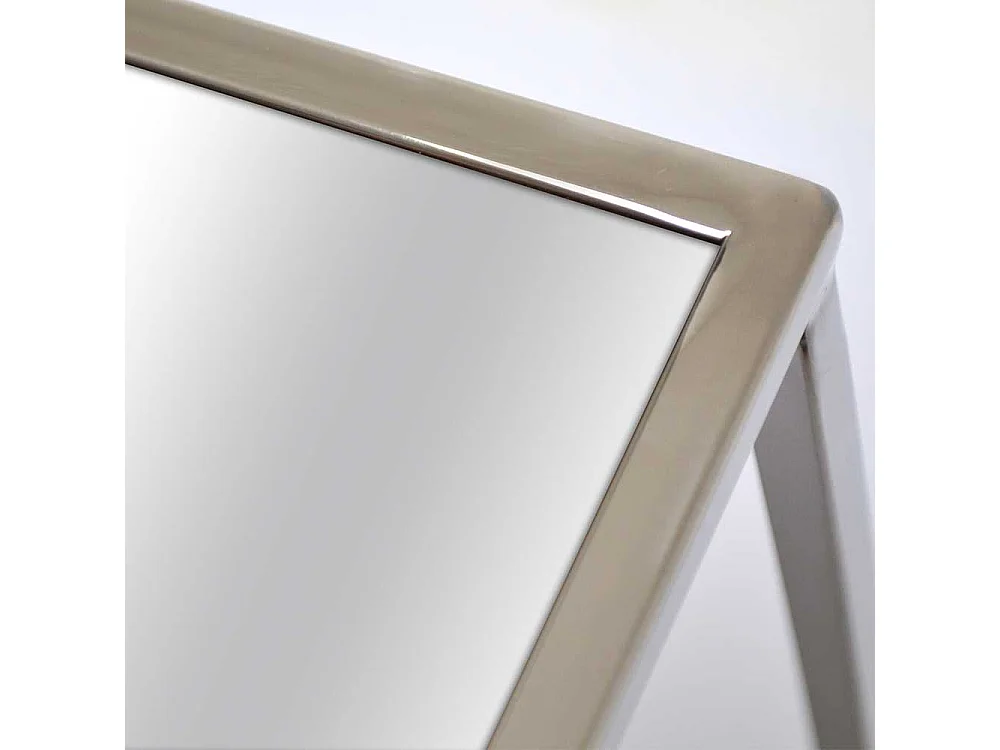 Beistelltische aus Glas und Edelstahl Bügelgestell poliert (dreiteilig)