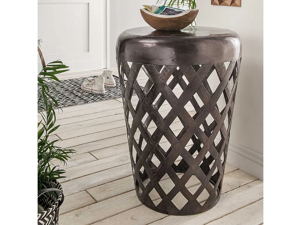 Beistelltisch Wohnzimmer aus Metall Industrie und Loft Stil