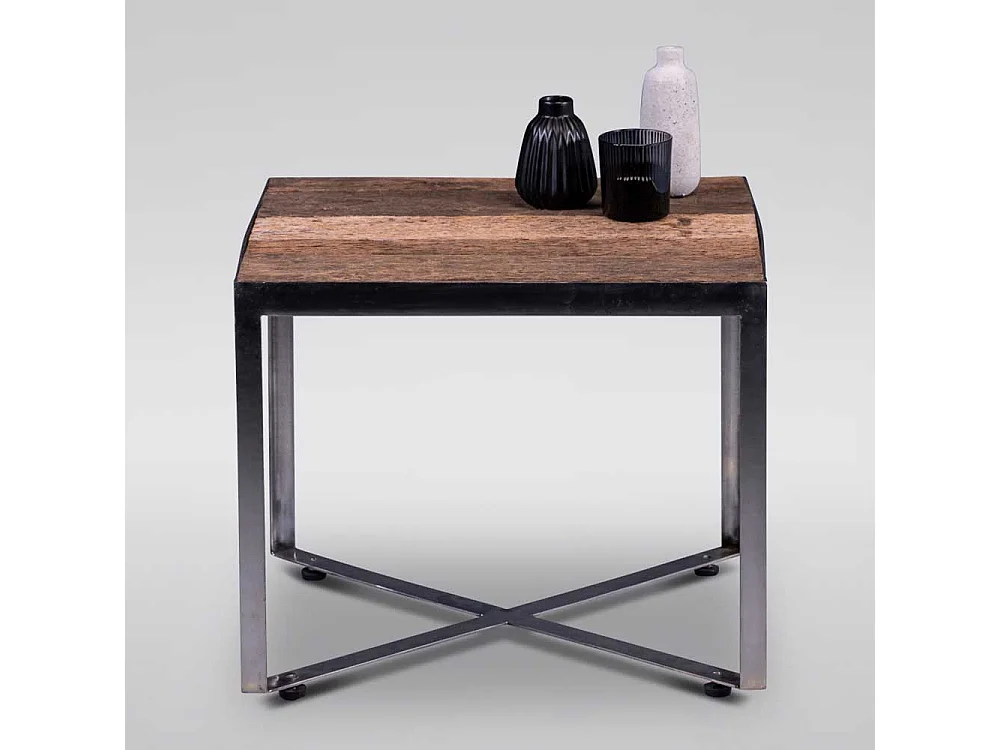 Industriestil Beistelltisch aus Recyclingholz Metall