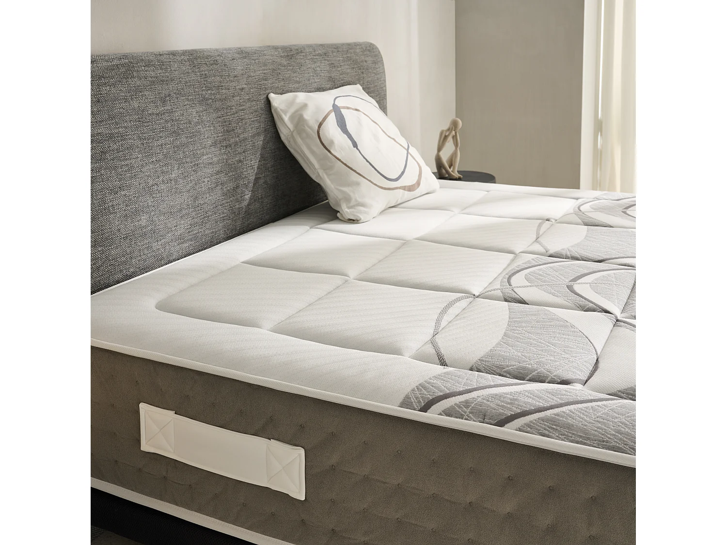 Colchón Muelle Ensacado y Viscoelástica HANSEN 27 cm Häusbed 135X190