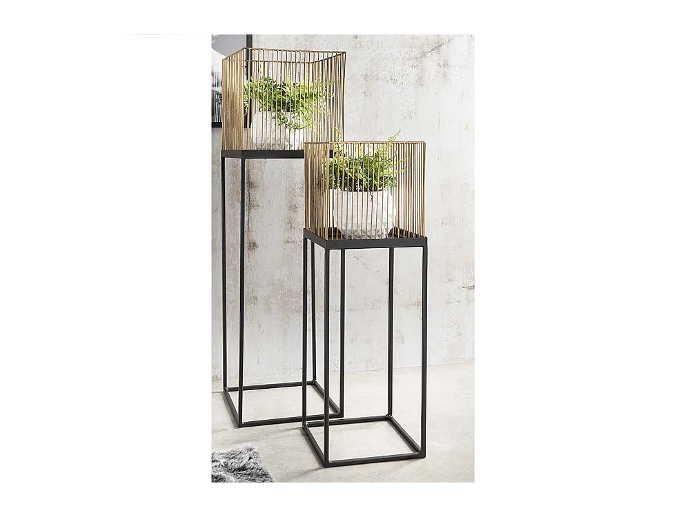 Blumensäule in modernem Design Metall