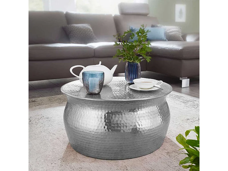 Aluminium Couchtisch handgearbeitet Hammerschlag Optik
