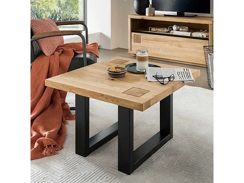 Wildeiche Wohnzimmertisch mit Metall Bügelgestell Hirnholz Einlage