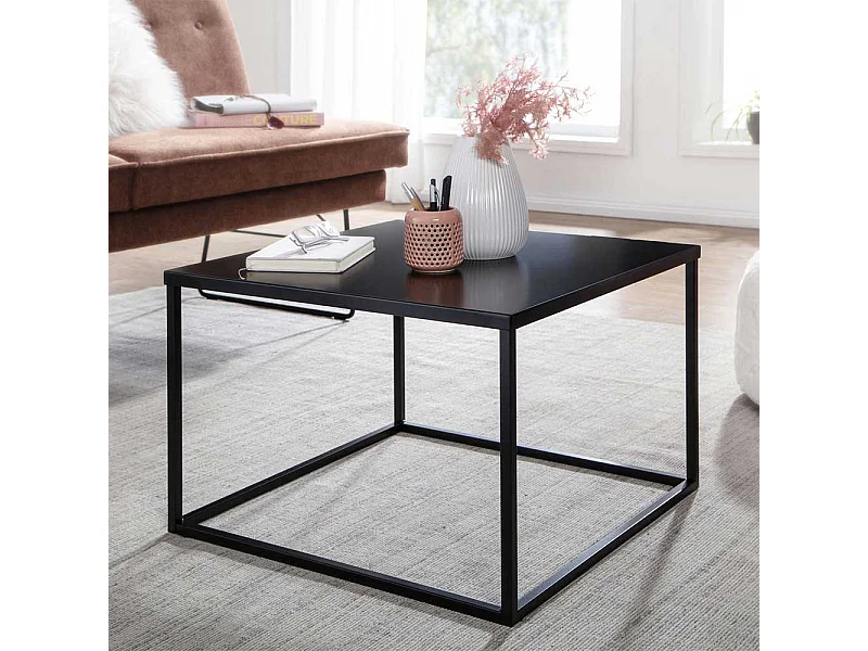 Schwarzer Sofatisch im Industrie und Loft Stil quadratischer Tischplatte