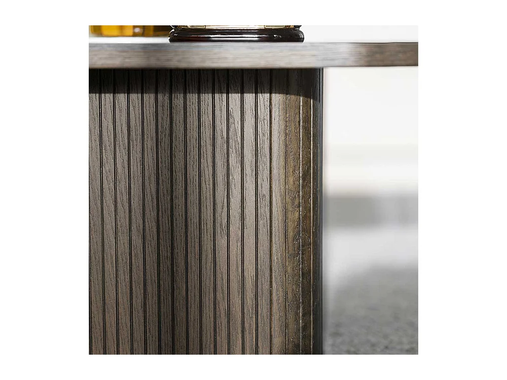 Couchtisch Designercouchtisch in Eiche dunkel mit Holzwerkstoff Oberfläche