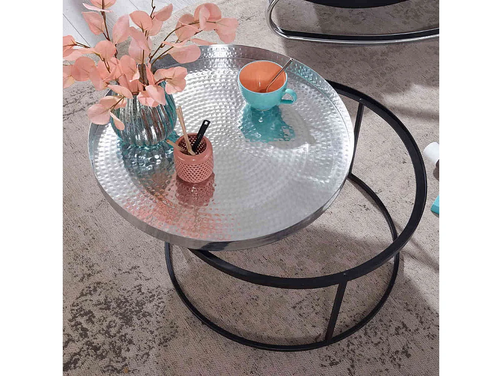 Tablett Couchtisch aus Eisen und Aluminium Silberfarben und Schwarz