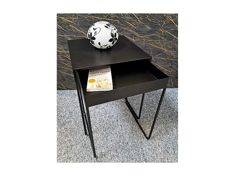 Schwarze Metalltische mit Bügelgestell modernem Design (zweiteilig)