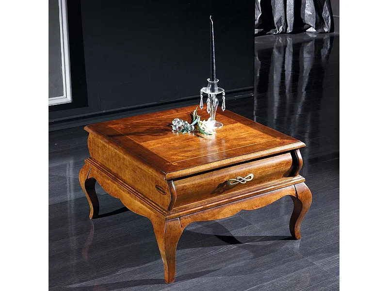 Wohnzimmer Couchtisch im italienischen Design Nussbaum lackiert