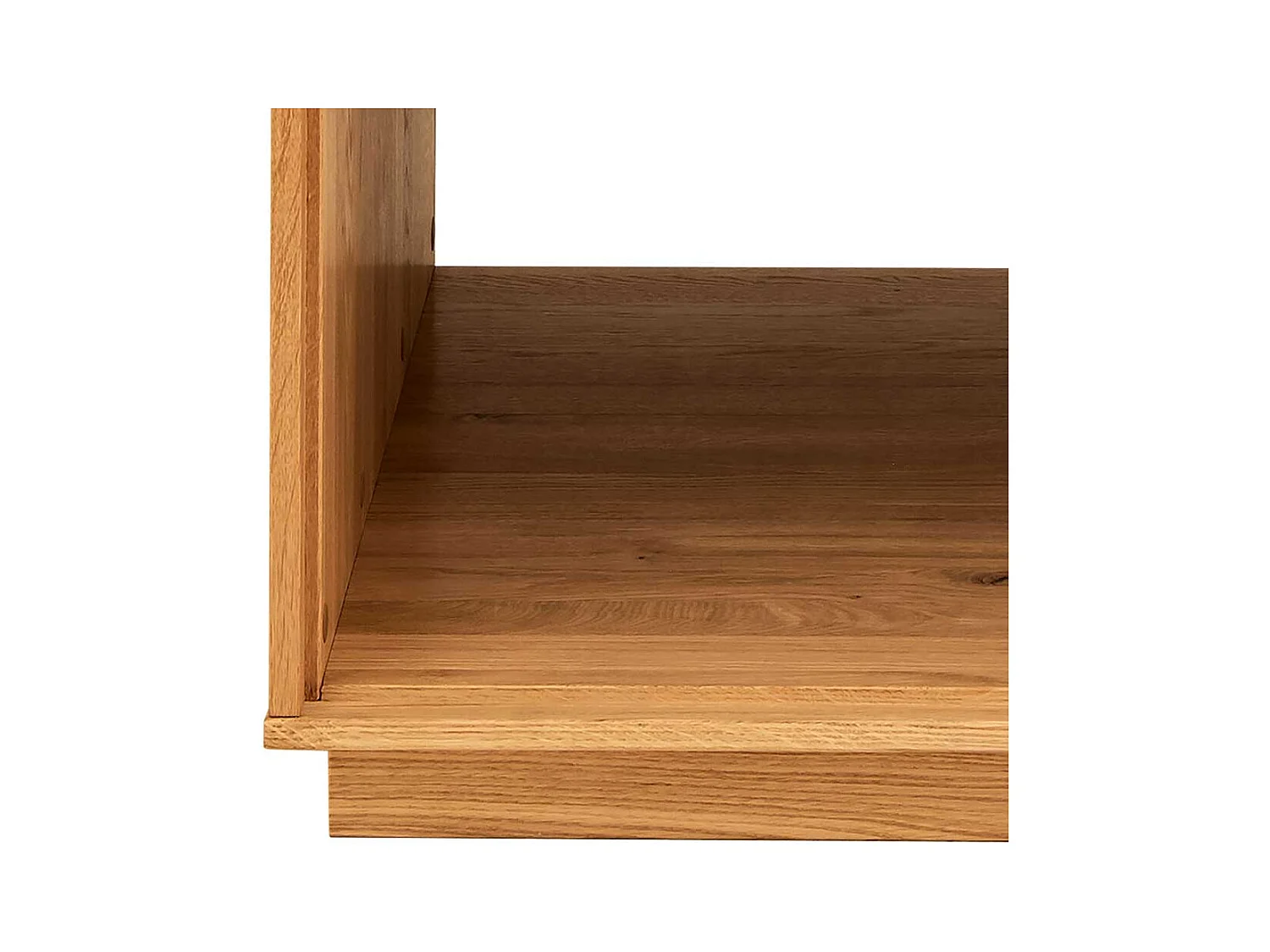 Massiver Wohnzimmer Tisch in Wildeichefarben modernes Design