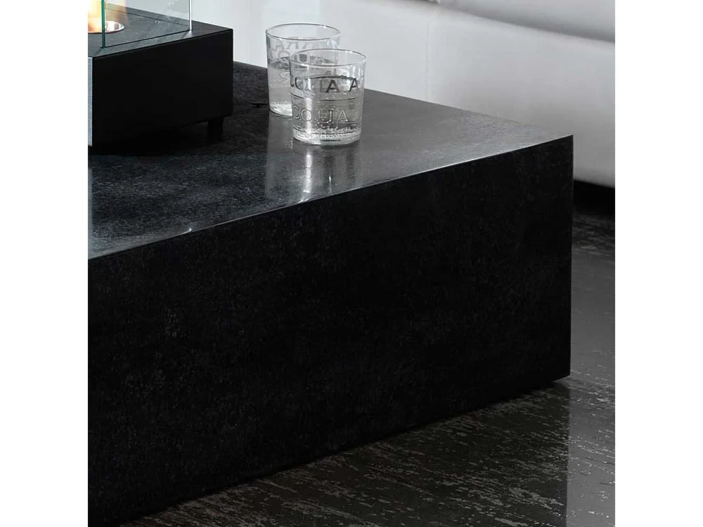 Couchtisch Block in Schwarz Stein
