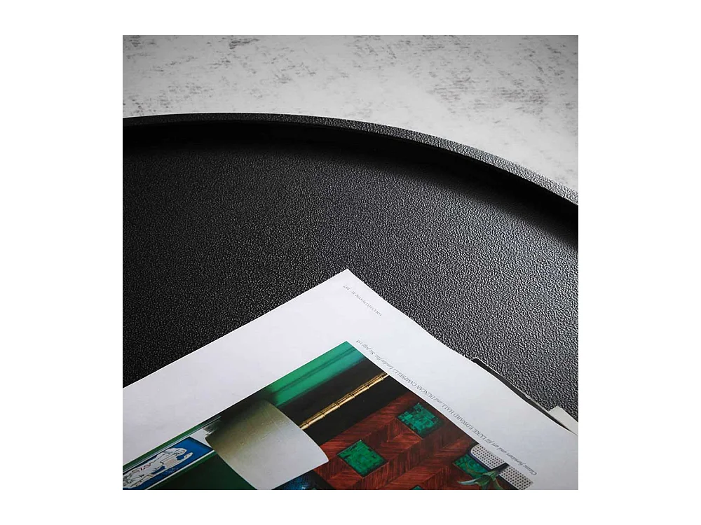 Designercouchtisch Sofatisch in Schwarz aus Metall