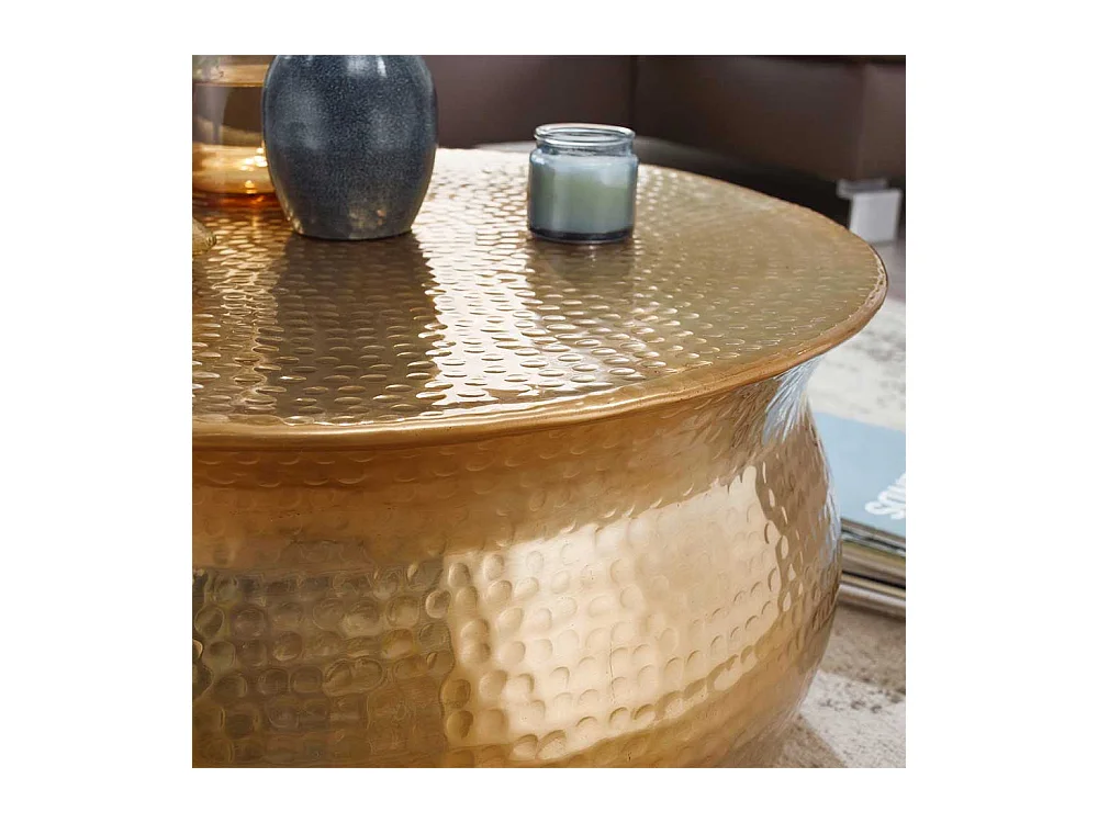 Wohnzimmer Tisch aus Aluminium Goldfarben