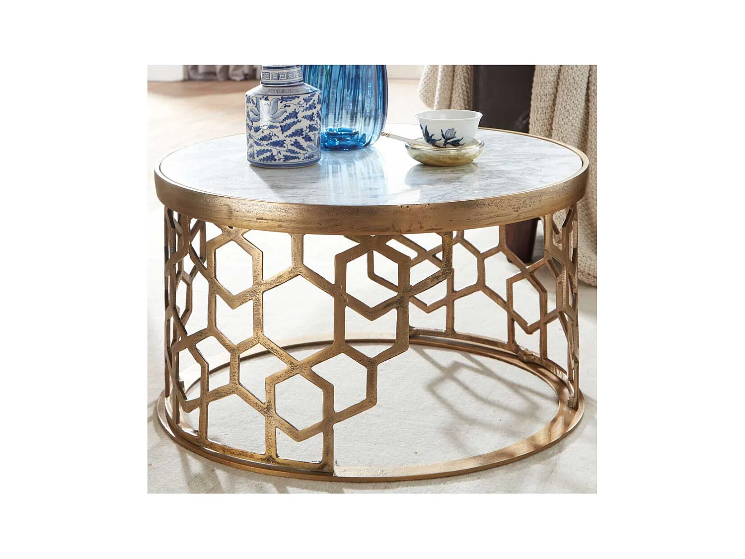 Runder Wohnzimmer Tisch in Goldfarben weißer Marmorplatte