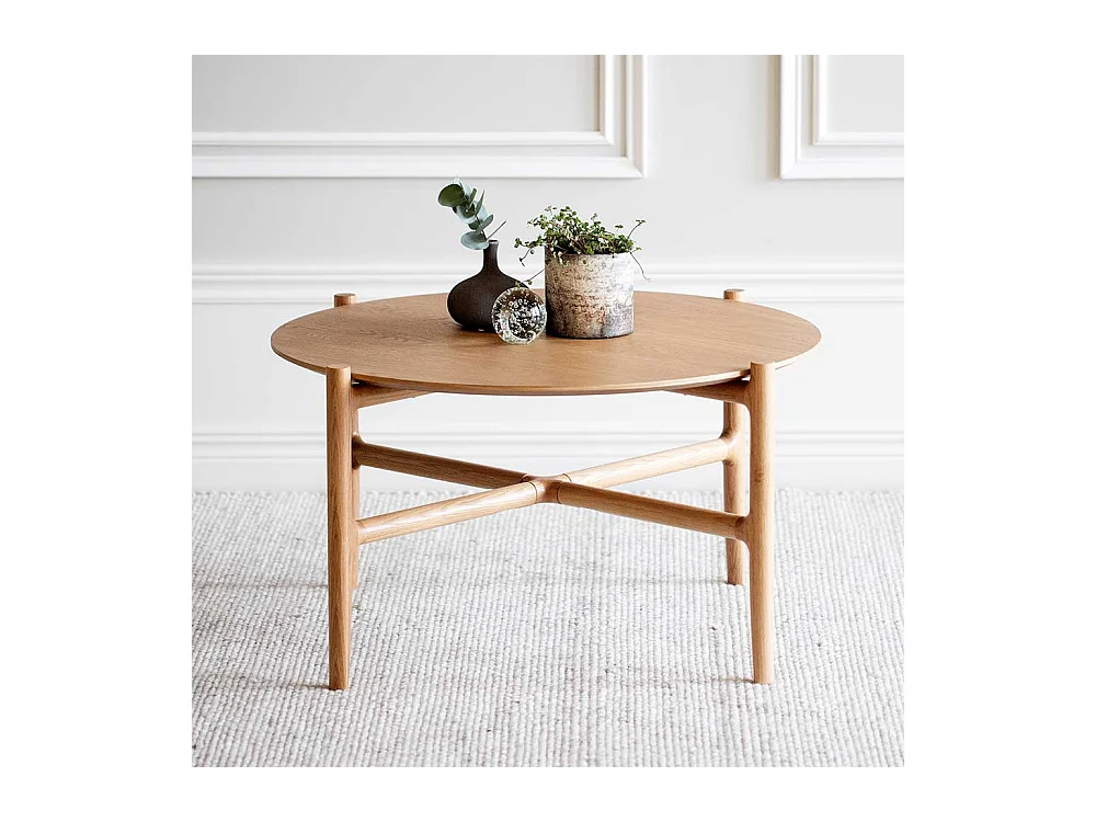 Wohnzimmertisch mit runder Tischplatte Vierfußgestell