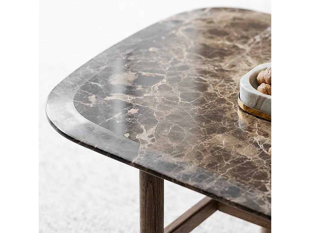 Moderner Wohnzimmertisch mit Marmorplatte Vierfußgestell aus Holz