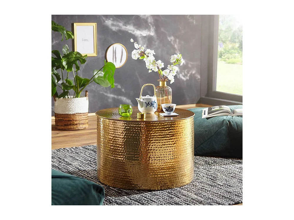 Sofatisch aus Aluminium Goldfarben