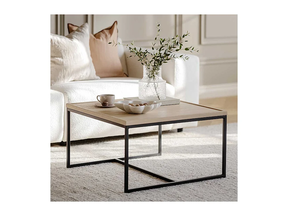 Quadratischer Sofatisch im Skandi Design Eiche White Wash und Schwarz