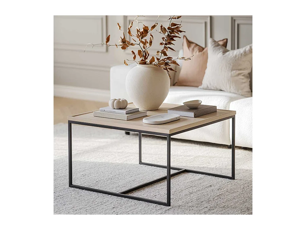 Quadratischer Sofatisch im Skandi Design Eiche White Wash und Schwarz