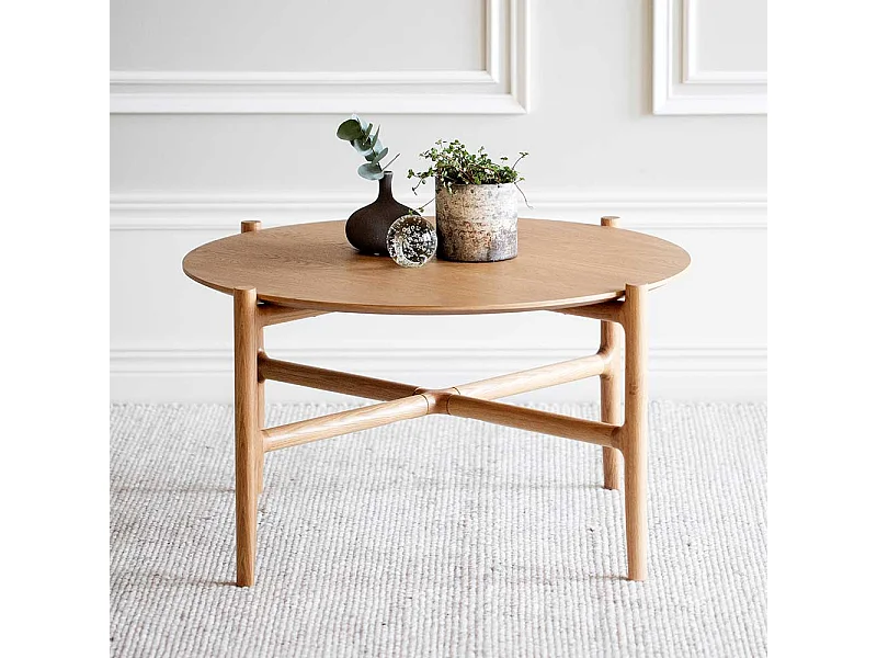 Wohnzimmertisch mit runder Tischplatte Vierfußgestell