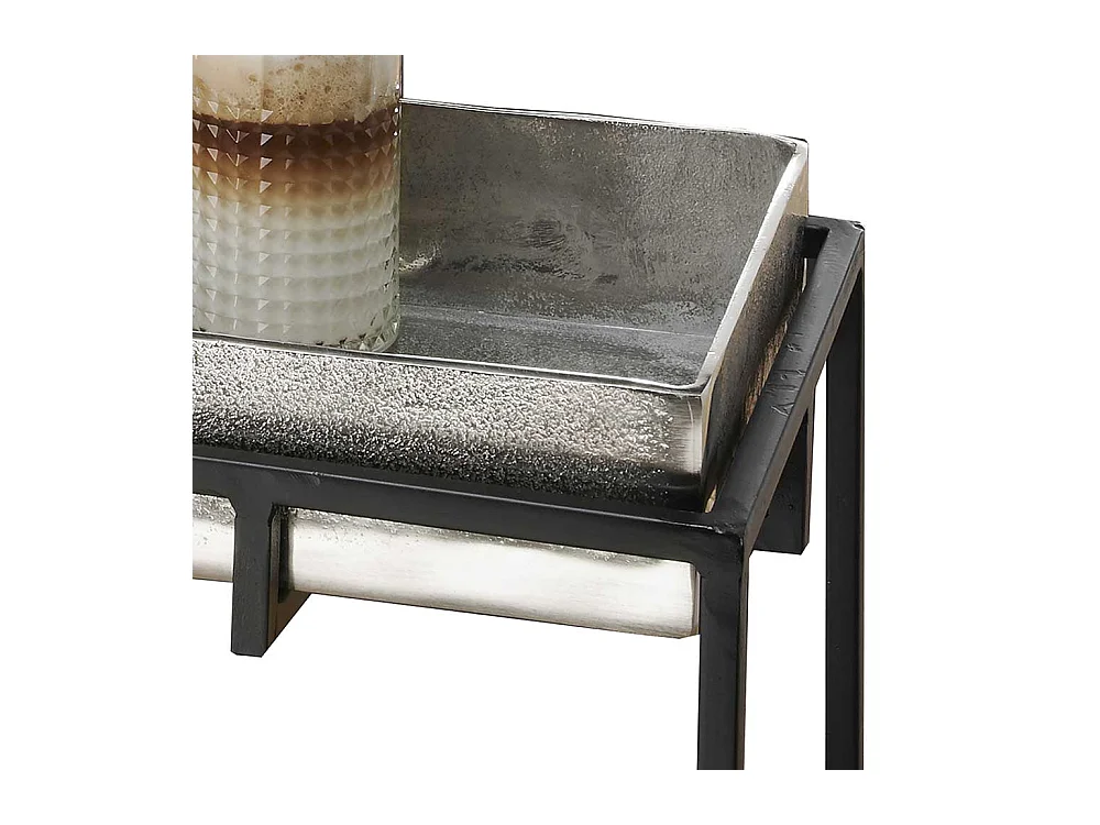 Kleiner Wohnzimmer Tisch mit abnehmbarer Tischplatte Metall