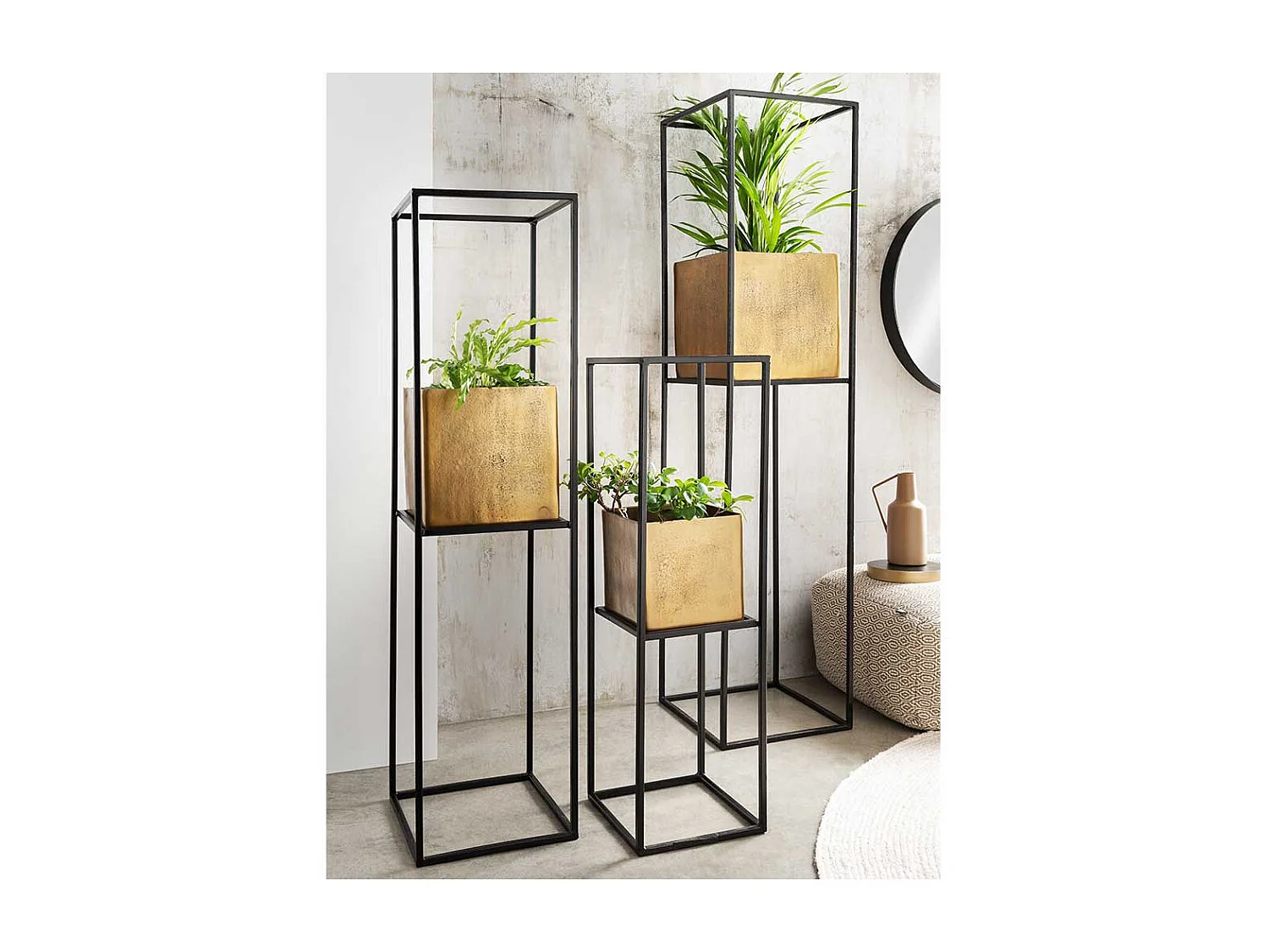 Metall Blumenständer in Schwarz Altgoldfarben