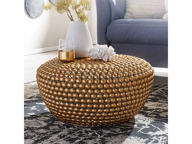 Goldener Wohnzimmertisch im orientalischen Stil handgearbeitet