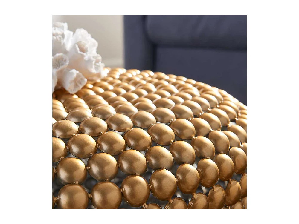 Goldener Wohnzimmertisch im orientalischen Stil handgearbeitet