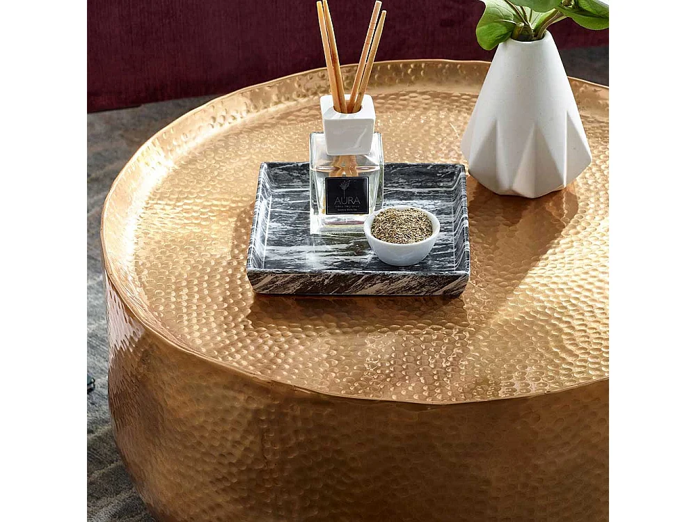 Salontisch Goldfarben aus Aluminium Hammerschlag Optik