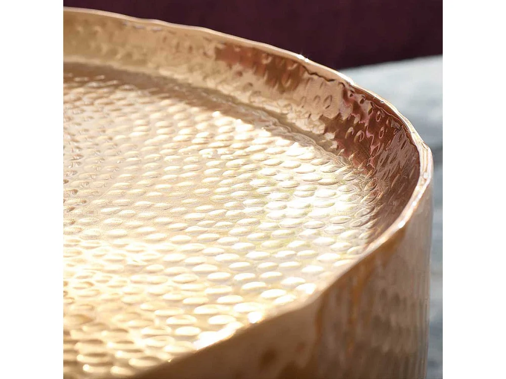 Salontisch Goldfarben aus Aluminium Hammerschlag Optik