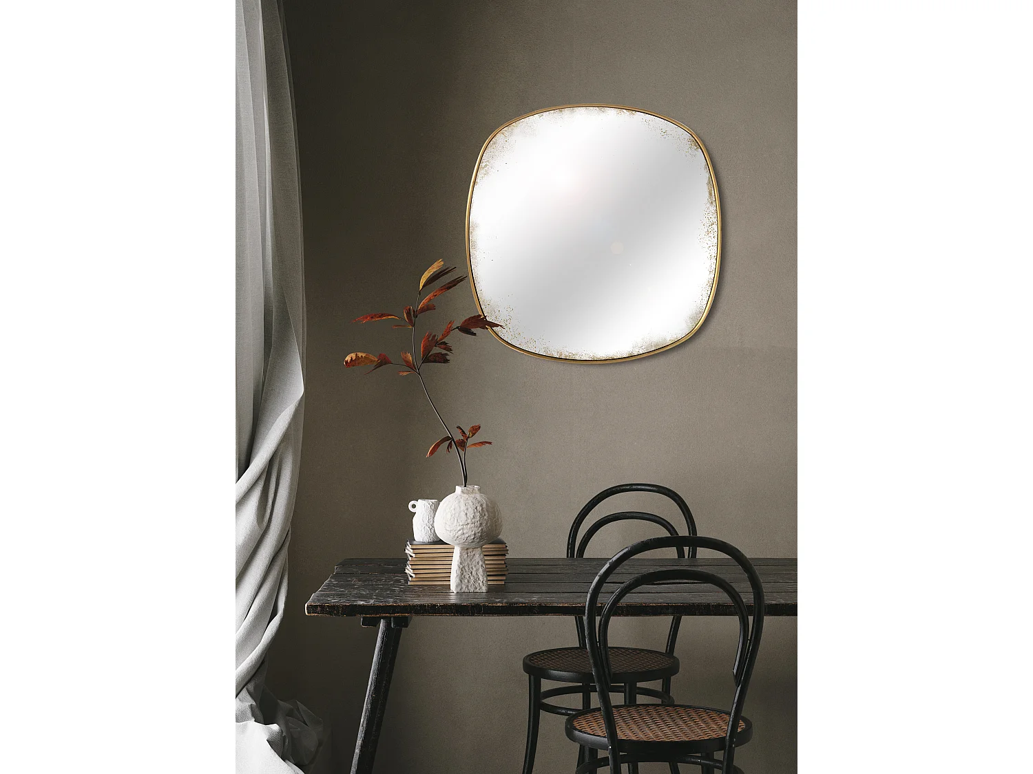 Miroir carré aux bords arrondis effet vieilli 60 x 60 cm Or