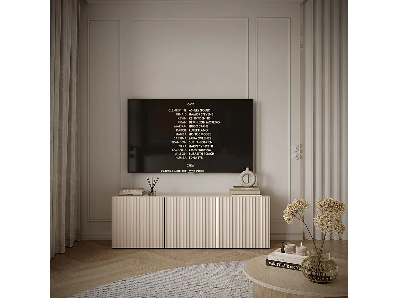 Meuble TV bas avec façades à lamelles rainurées – 3 portes – beige cachemire – 150 cm – SUNDS