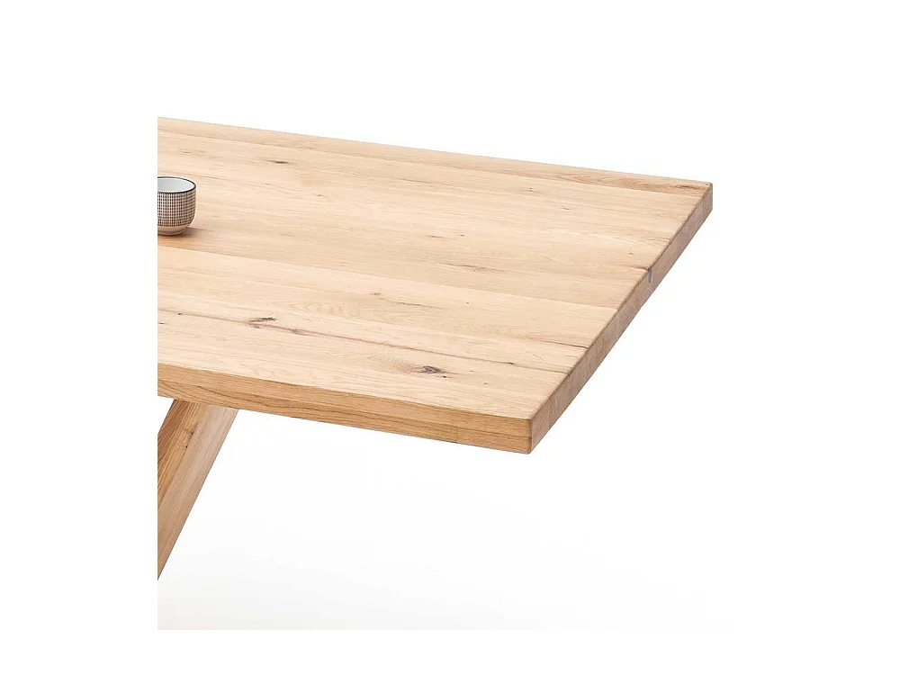 Tisch aus Balkeneiche V-Säule
