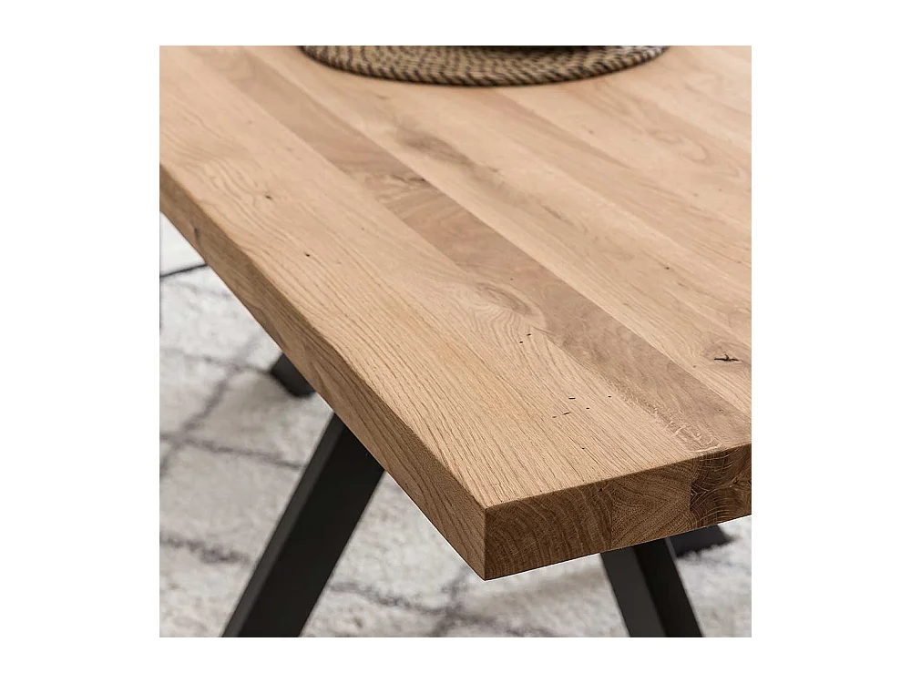 Küchentisch aus Eiche Massivholz und Metall modern