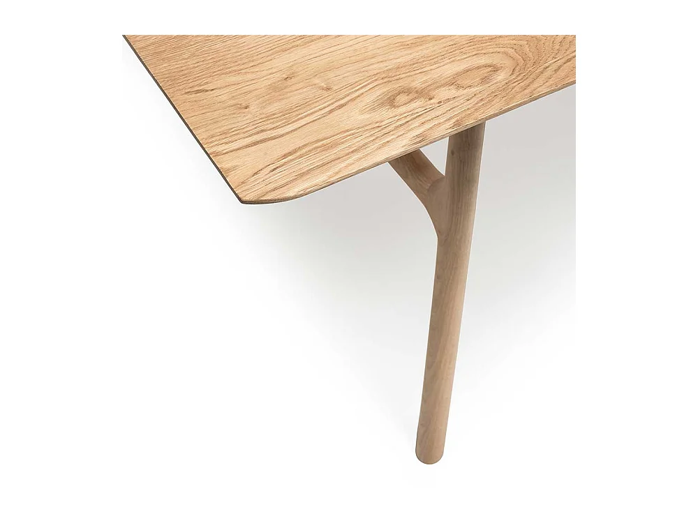 Esszimmertisch aus Eiche massiv weiß geölt und geschliffen Skandi Design