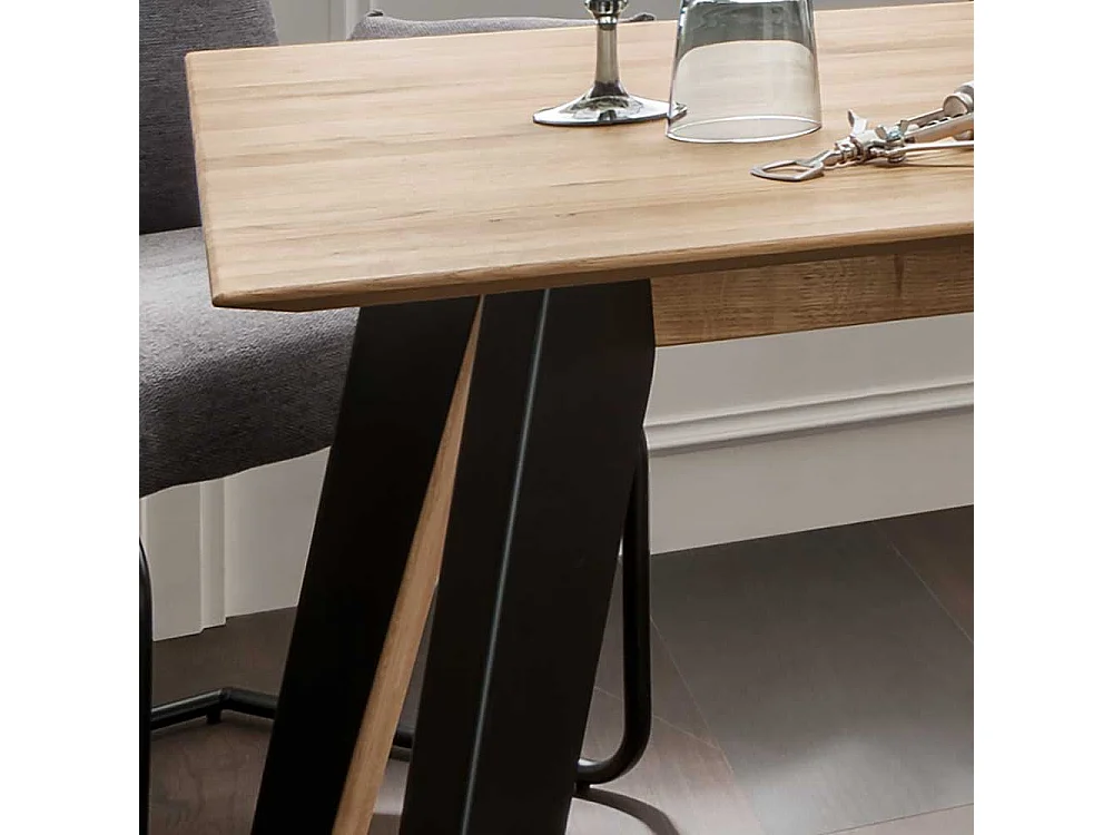 Esszimmer Tisch aus Asteiche Massivholz Metall