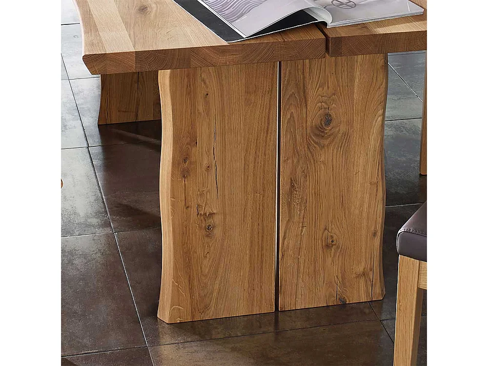 Esstisch mit Baumkante Wildeiche