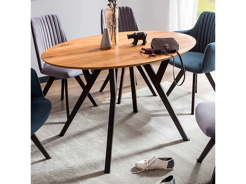 Tisch Massivholz mit ovaler Tischplatte Schweizer Kante