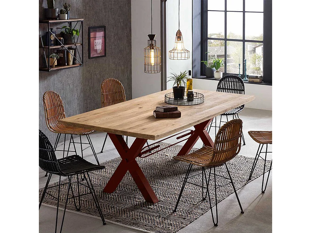 Esszimmertisch aus Wildeiche Massivholz mit Baumkante Metallgestell