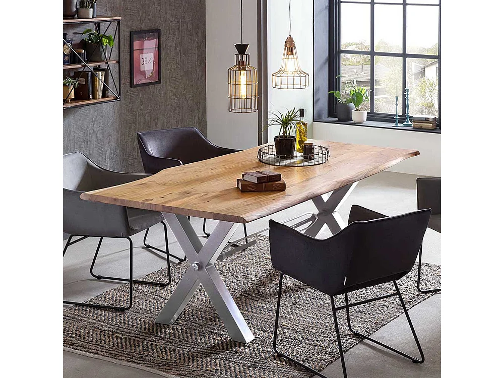 Esszimmertisch mit Baumkante in Akaziefarben und Weiß Metall Gestell