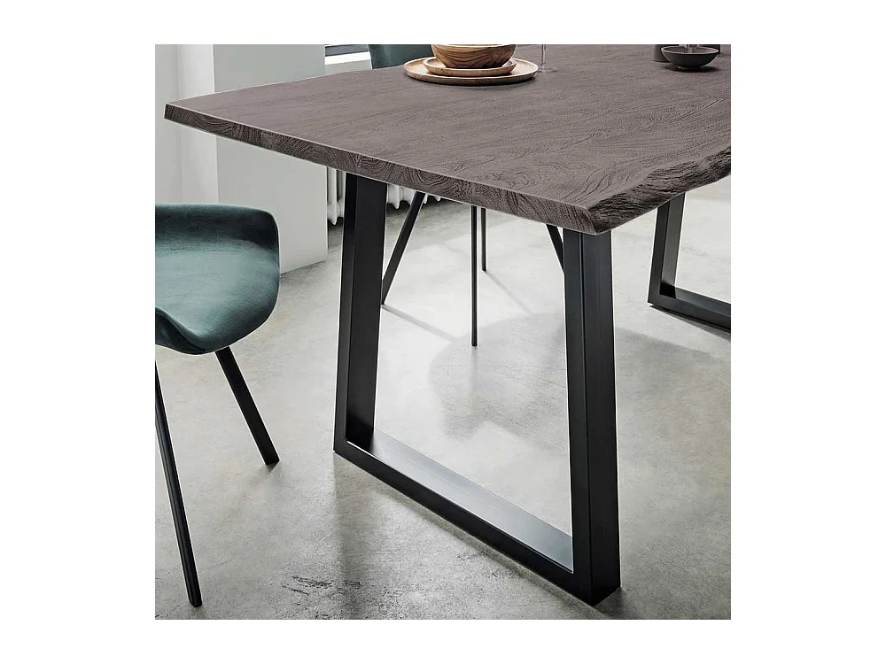 Baumkantentisch mit Bügelgestell Industry und Loft Stil