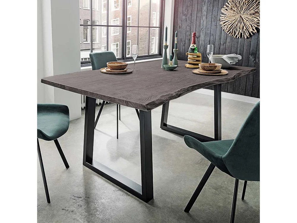 Baumkantentisch mit Bügelgestell Industry und Loft Stil