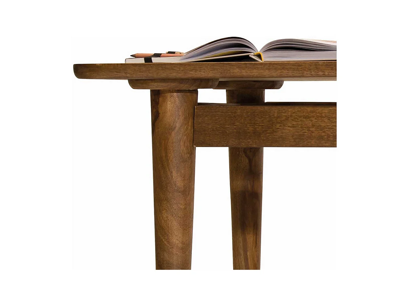 Esszimmer Tisch aus Mangobaum Massivholz lackiert