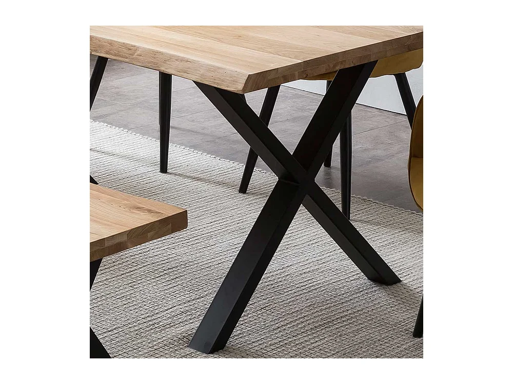 Baumkantentisch aus Eiche Massivholz und Metall X Gestell