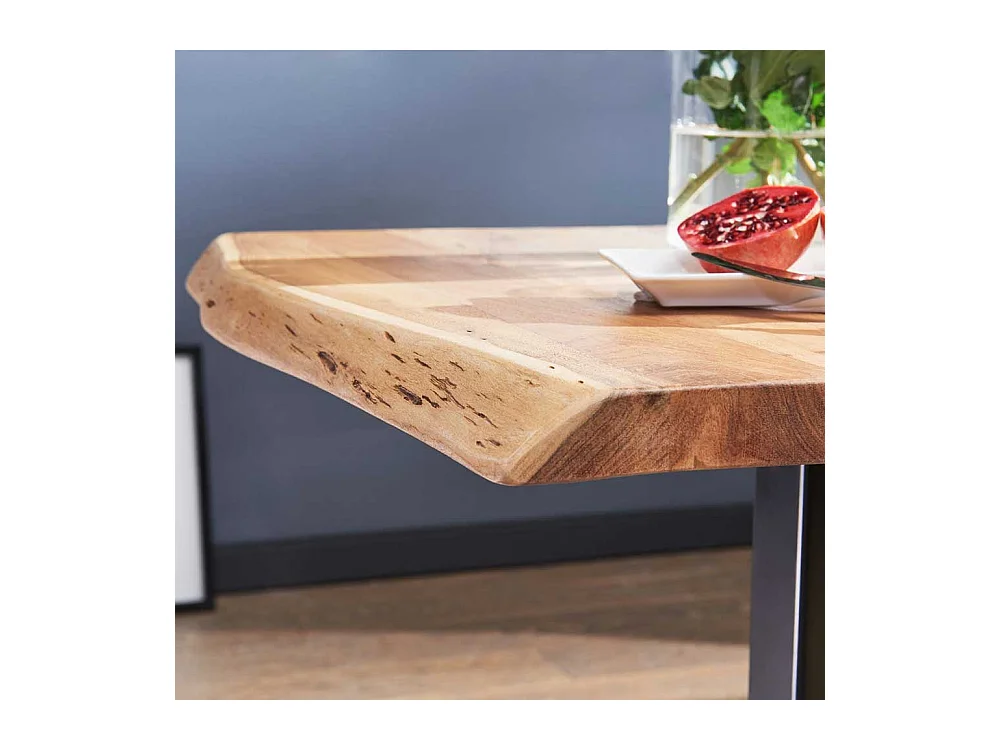 Kleiner Esstisch mit Baumkante Akazie Massivholz und Edelstahl