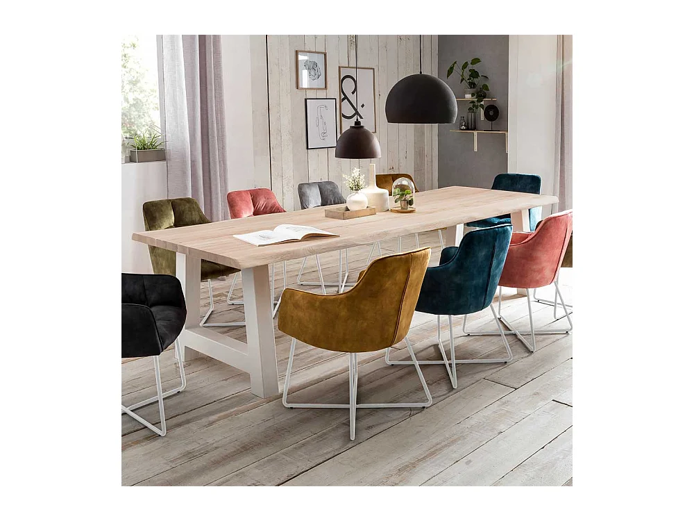 Holztisch Massiv mit Baumkante Platte A Form Gestell