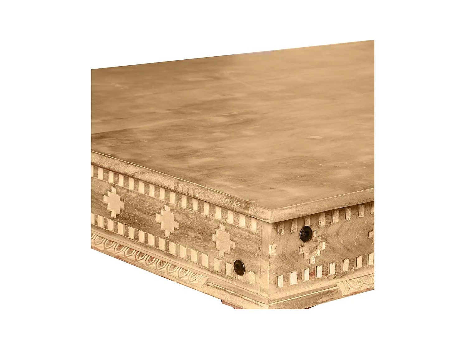 Designertisch aus Mangoholz Sandfarben massiv Schnitzereien versehen