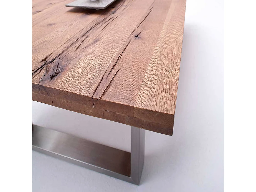 Esszimmertisch aus Zerreiche massiv dunkel lackiert Edelstahl Bügelgestell