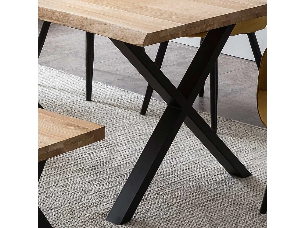 Baumkantentisch aus Eiche Massivholz und Metall X Gestell