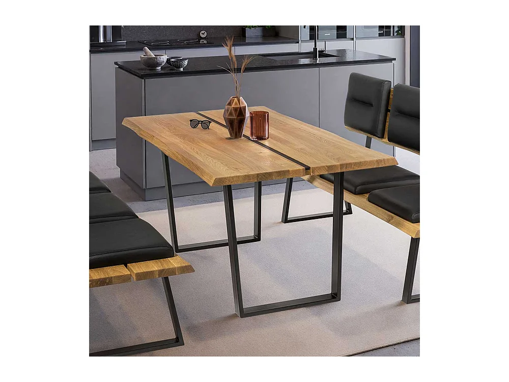 Esszimmertisch Tisch aus Wildeiche Massivholz und Metall